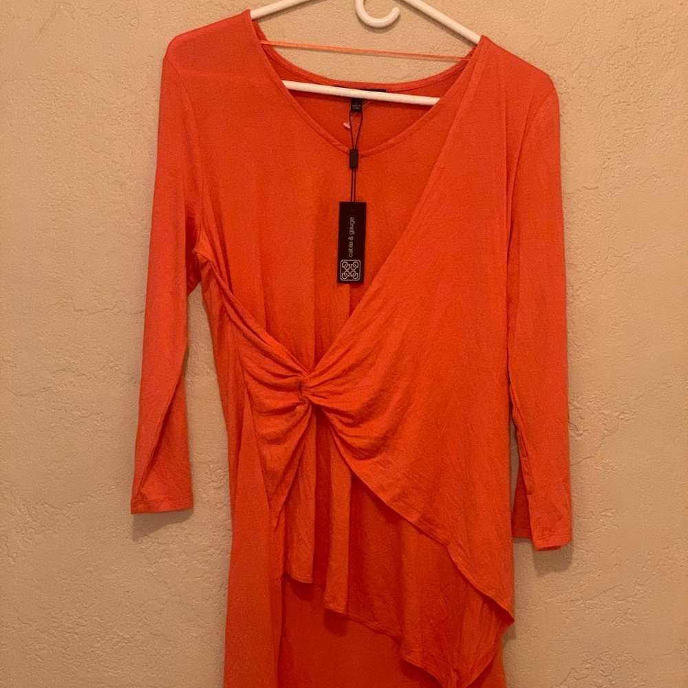 NWT Cable and Gauge blouse.